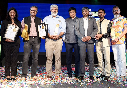 30917_LatitudeAward_Image