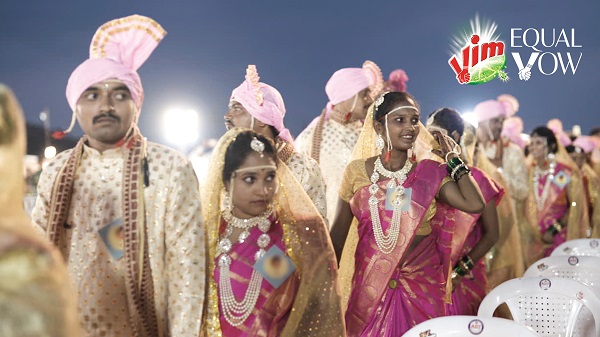 31208_VimCampaign_Equal_Vows_2