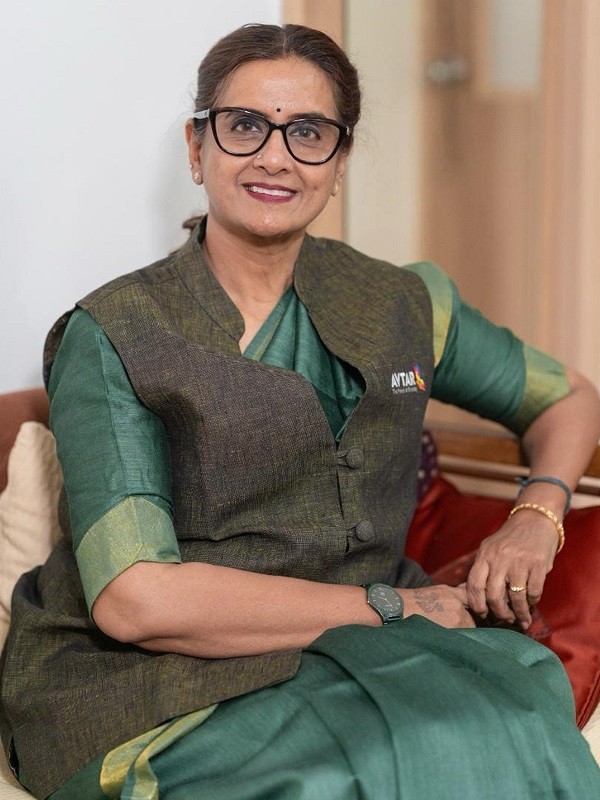 33281_Saundarya_Rajesh_avtar