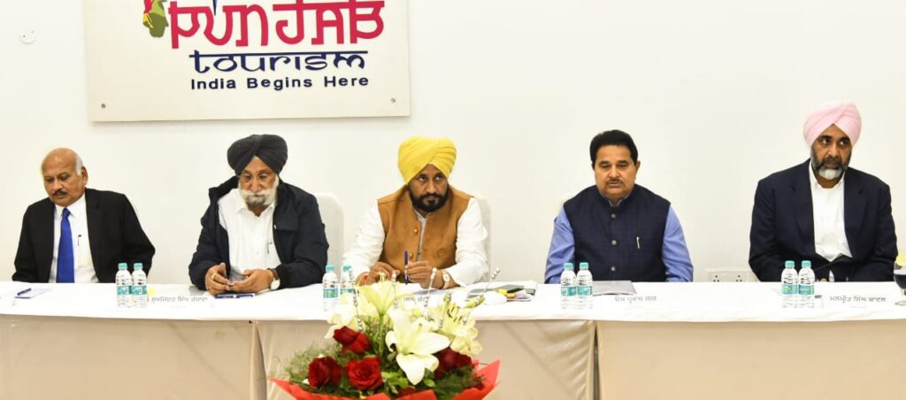 Punjab Cabinet Approves Policy For Extending Financial Relief To Cotton Picking Farm Labourers Affected By Pest Attack