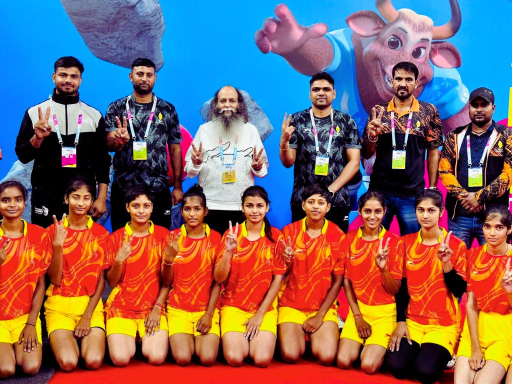 हरियाणा पुरुष हाकी टीम ने कर्नाटक को हराकर जीता गोल्ड मेडल और महिला टीम ने जीता सिल्वर मेडल हरियाणा पुरुष हाकी टीम ने कर्नाटक को हराकर जीता गोल्ड मेडल और महिला टीम ने जीता सिल्वर मेडल