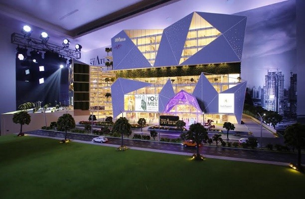 Thousands of Channel Partners Queue Up for Launch of India’s Tallest Mall in Noida Thousands of Channel Partners Queue Up for Launch of India’s Tallest Mall in Noida