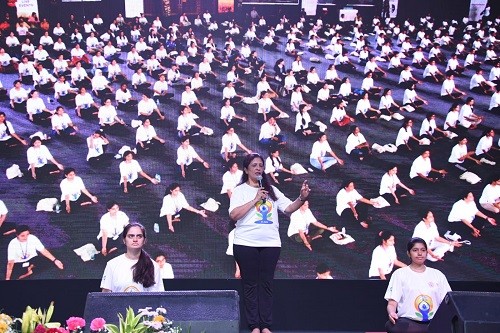 Over 100,000 Participants Take Part in Kaivalyadhama’s Transformative Yoga Events on IDY 2023 Over 100,000 Participants Take Part in Kaivalyadhama’s Transformative Yoga Events on IDY 2023