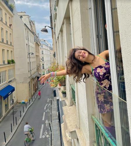 A Peek into Avneet Kaur’s European and London Sojourn with Airbnb A Peek into Avneet Kaur’s European and London Sojourn with Airbnb