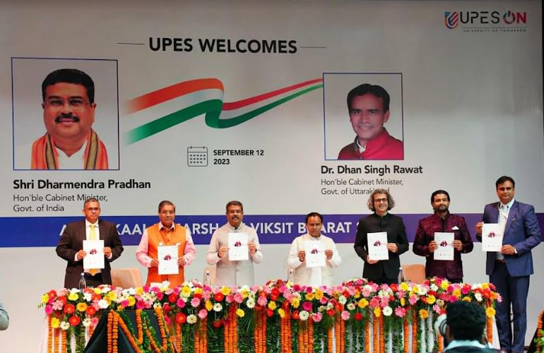 Union Minister Shri Dharmendra Pradhan and Cabinet Minister Dr. Dhan Singh Rawat Jointly Inaugurate UPES ON, Marking a Milestone in Online Education Union Minister Shri Dharmendra Pradhan and Cabinet Minister Dr. Dhan Singh Rawat Jointly Inaugurate UPES ON, Marking a Milestone in Online Education
