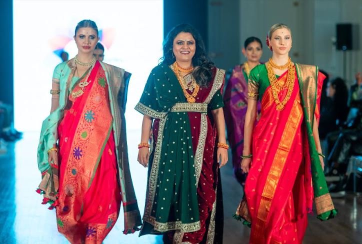 Vivz World Fashion Week London Makes History with the Debut of the Nine Yards Saree Look by an Indian Designer for the First Time in London Vivz World Fashion Week London Makes History with the Debut of the Nine Yards Saree Look by an Indian Designer for the First Time in London