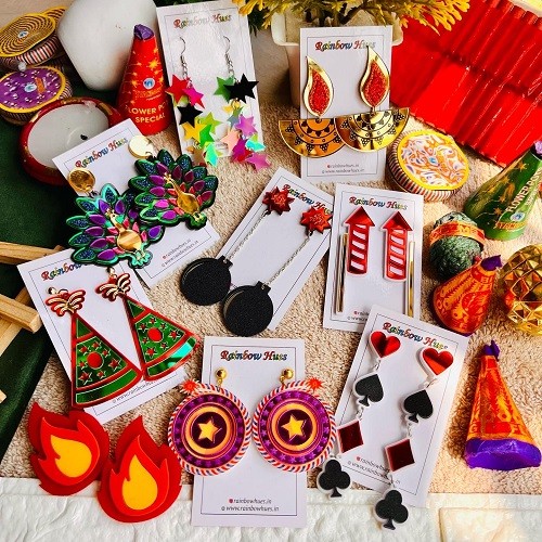 Rainbow Hues Launches a Unique and Spectacular Acrylic Diwali Collection Rainbow Hues Launches a Unique and Spectacular Acrylic Diwali Collection