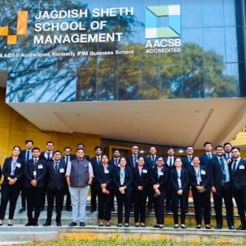 Role-Defined Career Tracks Pay Rich Dividends at JAGSoM Role-Defined Career Tracks Pay Rich Dividends at JAGSoM