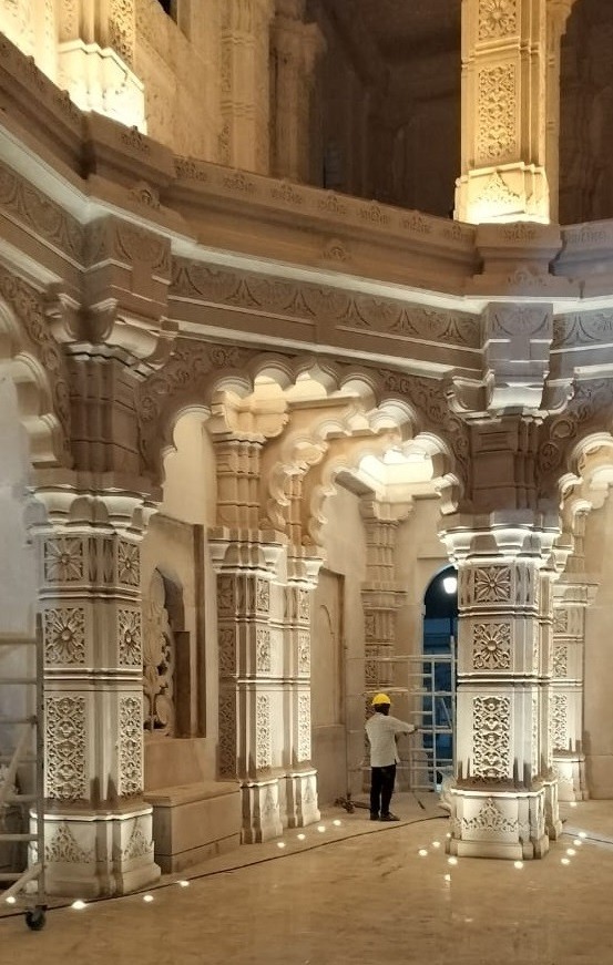 Signify Lights up Ram Mandir and Ram Path with Ornamental Street Lighting, Blending Heritage with Innovation Signify Lights up Ram Mandir and Ram Path with Ornamental Street Lighting, Blending Heritage with Innovation