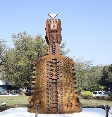 SKF India Commemorates its 100th Anniversary Milestone with Unveiling of a Monumental Sculpture – ‘The Bearing Being’