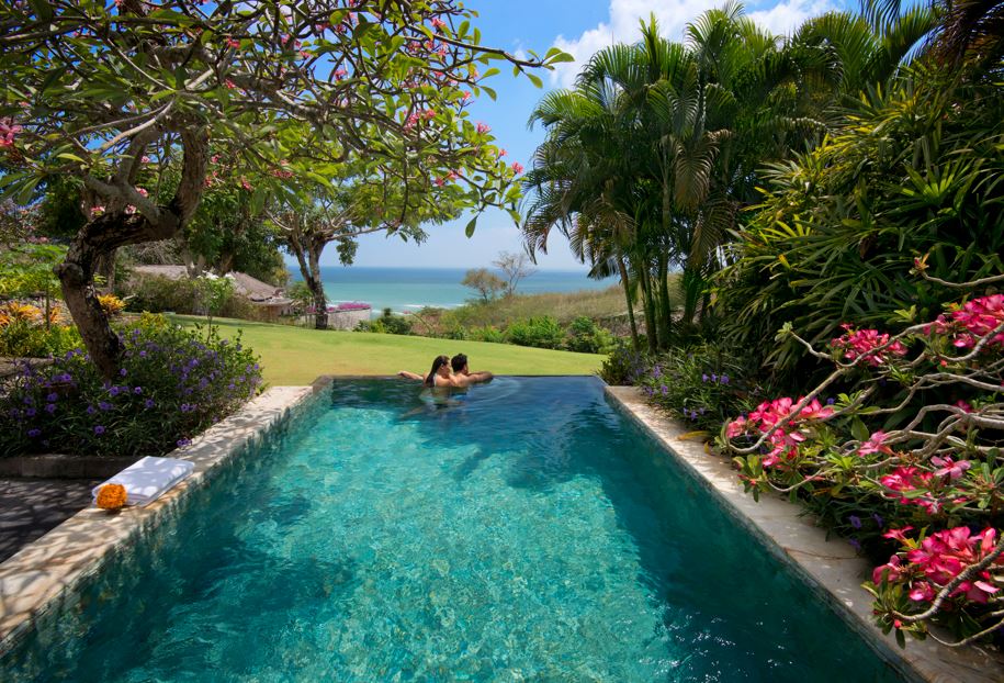 Experience the Ultimate Bali Romance with Ayana Resort Experience the Ultimate Bali Romance with Ayana Resort