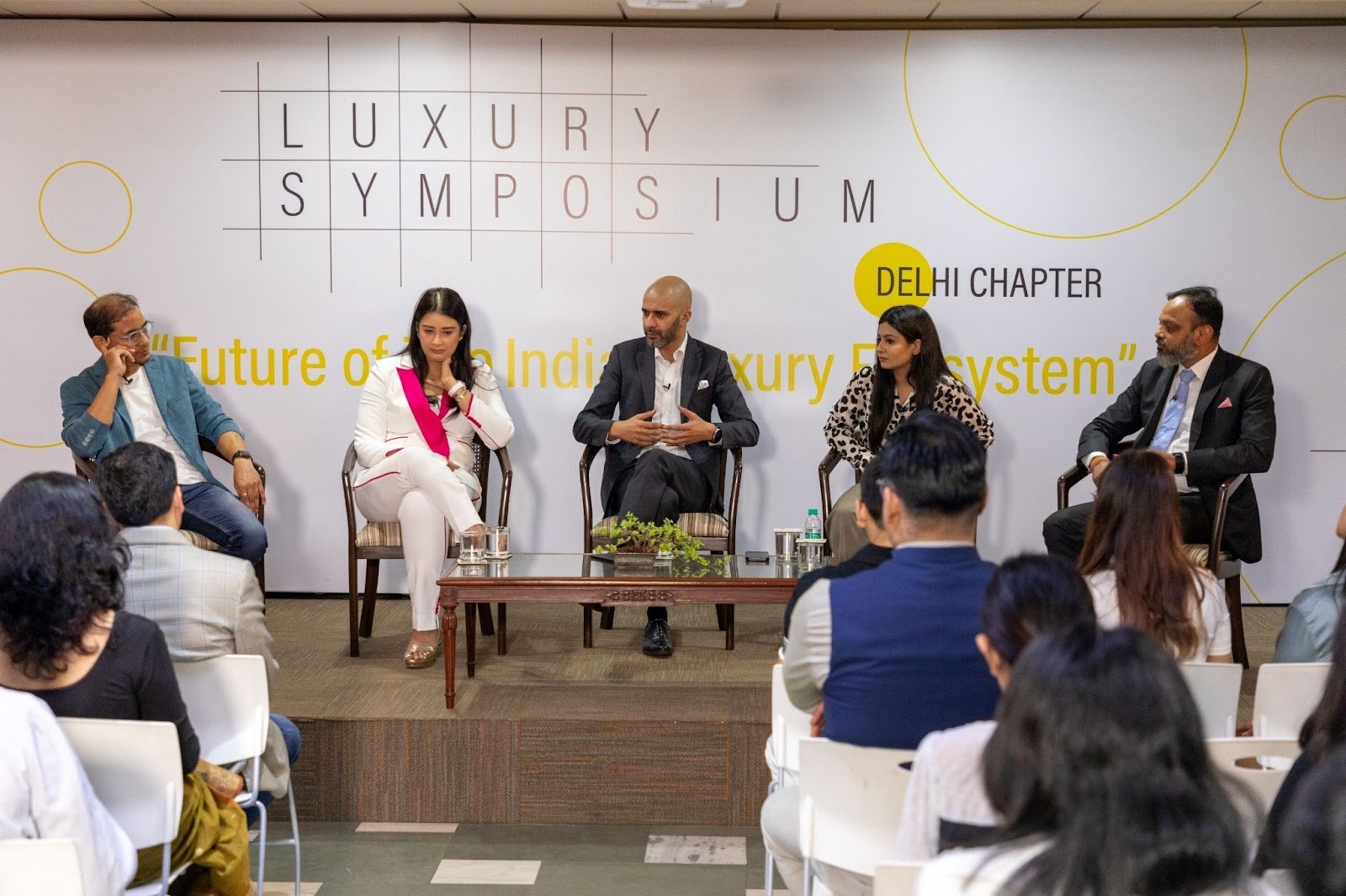 IIAD Hosts Inaugural Luxury Symposium for Fashion Business Management Students IIAD Hosts Inaugural Luxury Symposium for Fashion Business Management Students