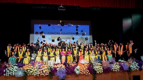 From Oakridge to Global Journeys: 100+ Students Triumph in Global University Placements From Oakridge to Global Journeys: 100+ Students Triumph in Global University Placements