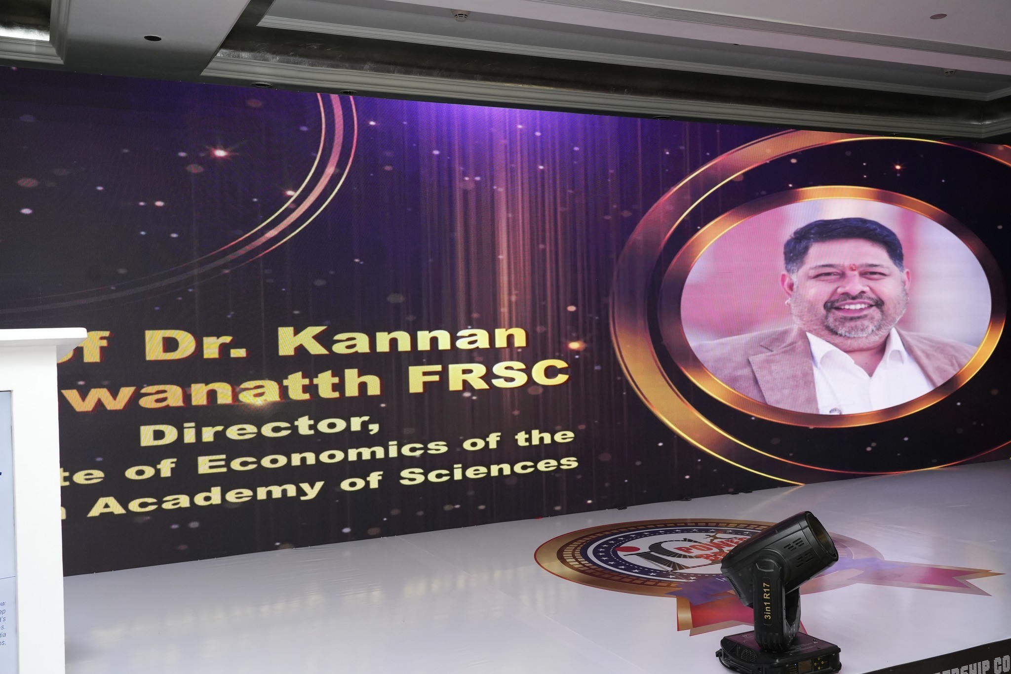 Dr Kanans Visvanats FRSC Honoured as Global Researcher of the Year 2024 Dr Kanans Visvanats FRSC Honoured as Global Researcher of the Year 2024