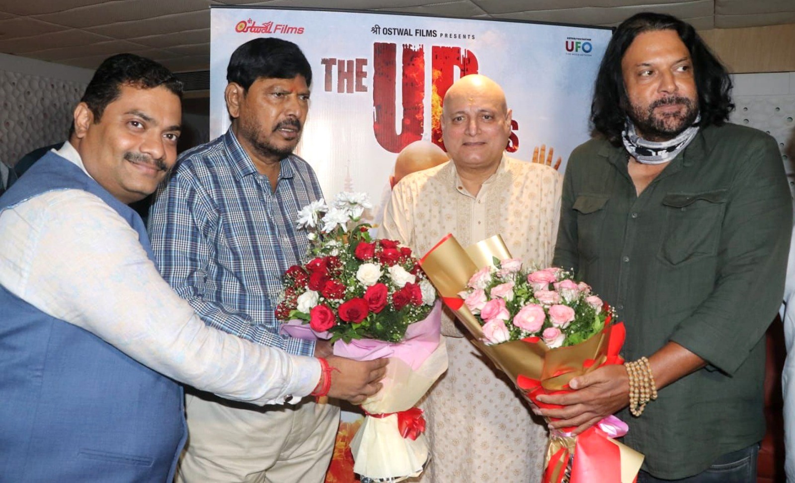 Union Minister Ramdas Athawale Praises Efforts of the Producers and Director After Watching “The UP Files” Union Minister Ramdas Athawale Praises Efforts of the Producers and Director After Watching “The UP Files”