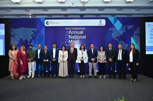 IFCCI Unveils Whitepaper to DPIIT: Key Policy and Regulatory Insights and Recommendations by French Subsidiaries in India IFCCI Unveils Whitepaper to DPIIT: Key Policy and Regulatory Insights and Recommendations by French Subsidiaries in India