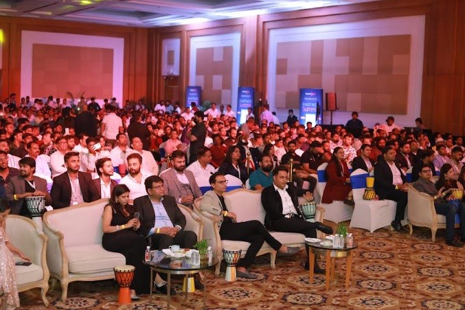 HouseEazy Hosts a Grand Summit With Over 1500 Channel Partners HouseEazy Hosts a Grand Summit With Over 1500 Channel Partners