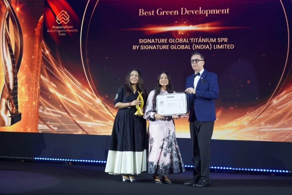Signature Global Shines at Property Guru Asia Property Awards, Wins Top Honors for Excellence in Real Estate Signature Global Shines at Property Guru Asia Property Awards, Wins Top Honors for Excellence in Real Estate