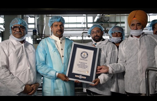 Ananda Dairy Sets Guinness World Records for the Largest Paneer Slab Weighing 205.4 kg Ananda Dairy Sets Guinness World Records for the Largest Paneer Slab Weighing 205.4 kg