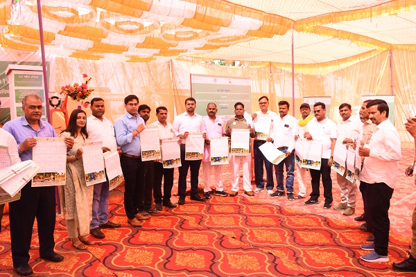 Signify Illuminates Over 300 Forest Villages in Bahraich, Uttar Pradesh, Under Har Gaon Roshan CSR Project Signify Illuminates Over 300 Forest Villages in Bahraich, Uttar Pradesh, Under Har Gaon Roshan CSR Project