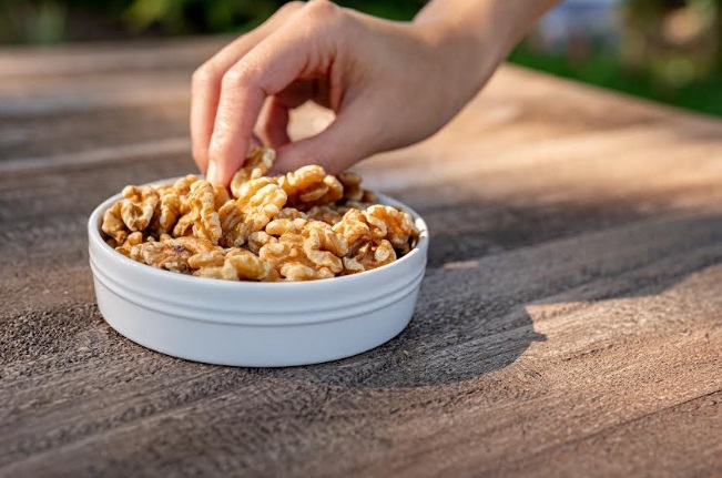 Research Investigates Walnuts’ Role in Reducing Inflammation and Colon Cancer Risk Research Investigates Walnuts’ Role in Reducing Inflammation and Colon Cancer Risk