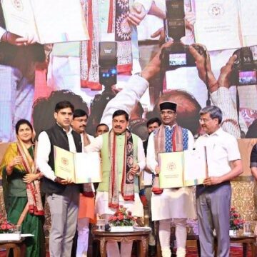 Signify and Madhya Pradesh Tourism Board Partner to Illuminate 61 Villages, Empowering Local Communities Under ‘Har Gaon Roshan’ CSR Initiative Signify and Madhya Pradesh Tourism Board Partner to Illuminate 61 Villages, Empowering Local Communities Under ‘Har Gaon Roshan’ CSR Initiative