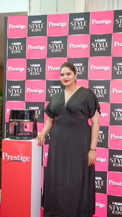 Bollywood Stars Meet Kitchen Innovation as TTK Prestige Unveils its Latest Product, the AirFlip Air Fryer at the Style Icons Summit 2025 Bollywood Stars Meet Kitchen Innovation as TTK Prestige Unveils its Latest Product, the AirFlip Air Fryer at the Style Icons Summit 2025