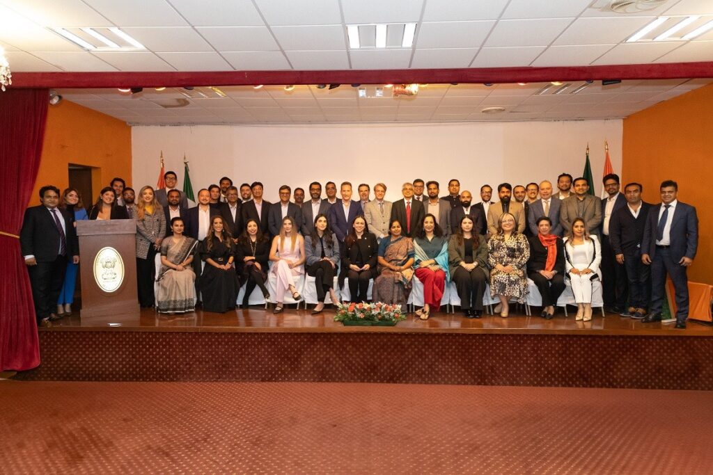 India-Mexico Trade Corridor: Credlix Launches India Sourcing to Strengthen Bilateral Trade and Financing for Mexican Manufacturers India-Mexico Trade Corridor: Credlix Launches India Sourcing to Strengthen Bilateral Trade and Financing for Mexican Manufacturers