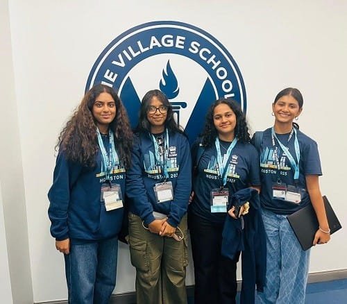 Oakridge Students Attend Leadership Summit in Houston Oakridge Students Attend Leadership Summit in Houston