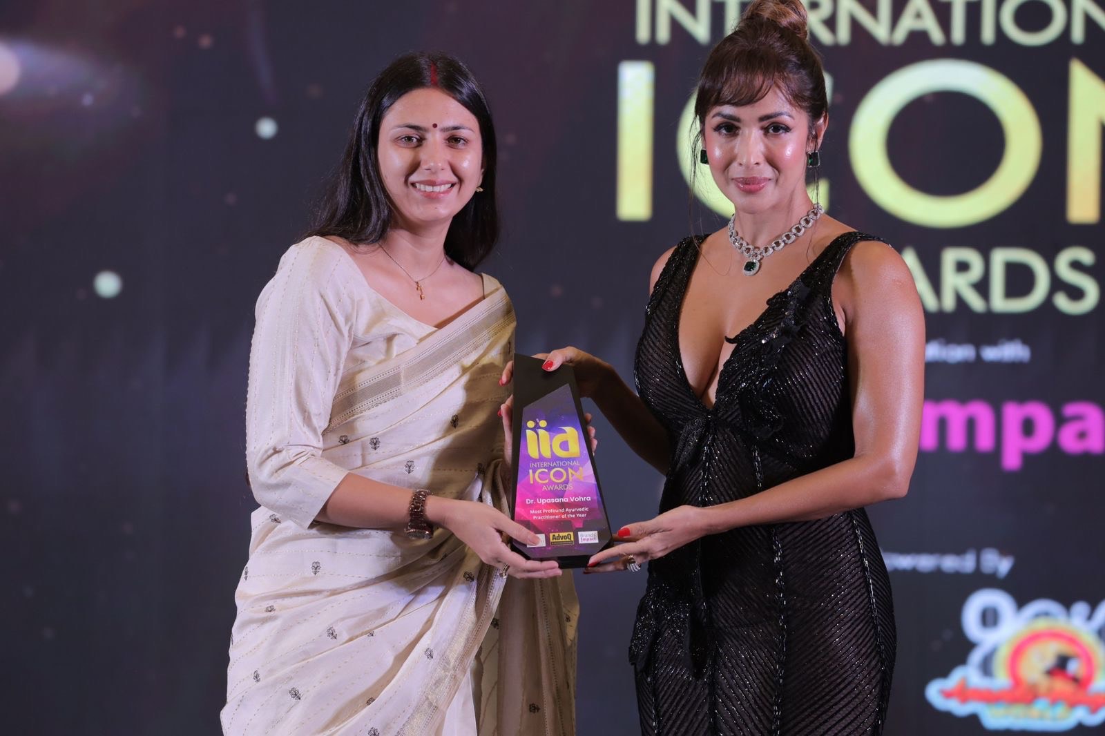Dr. Upasana Vohra Honoured with International Icon Award for Pioneering Work in Ayurveda and Women’s Health Dr. Upasana Vohra Honoured with International Icon Award for Pioneering Work in Ayurveda and Women’s Health