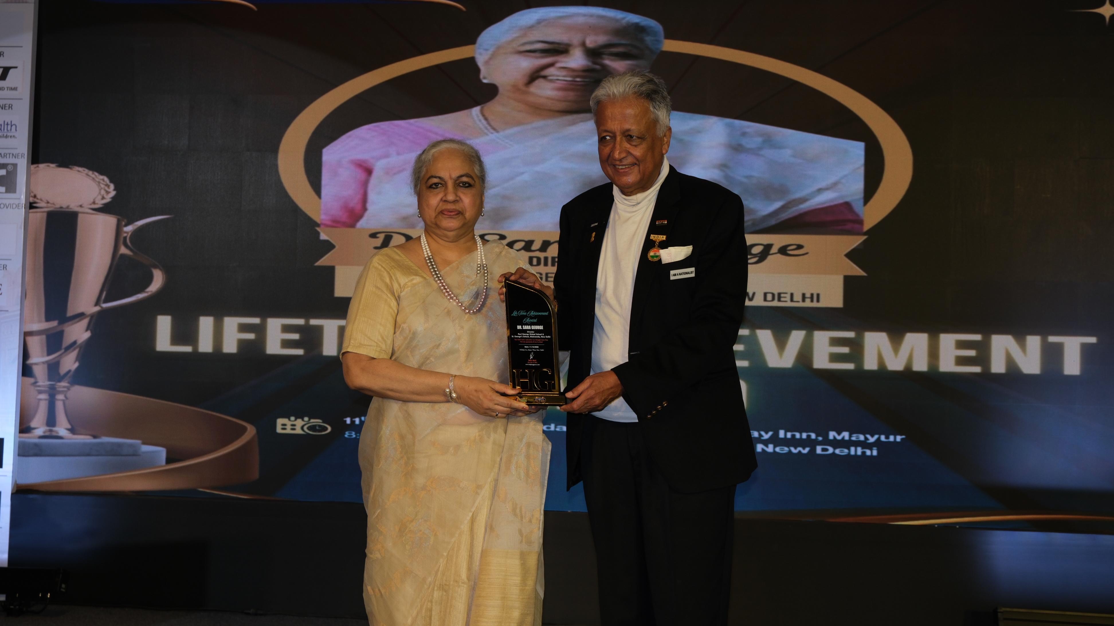 Dr. Sara George Muthoot Receives Lifetime Achievement Award Dr. Sara George Muthoot Receives Lifetime Achievement Award