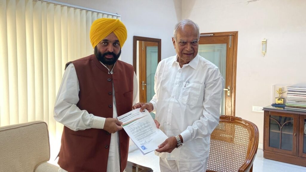 Bhagwant Mann staked a claim to form Govt.