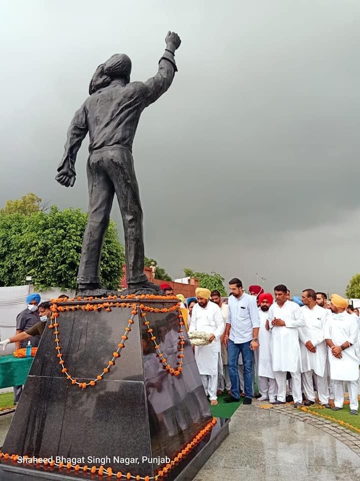 Chief Minister Charanjit Singh Channi along with Deputy Chief Minister Sukhjinder Singh Randhawa Chief Minister Charanjit Singh Channi along with Deputy Chief Minister Sukhjinder Singh Randhawa