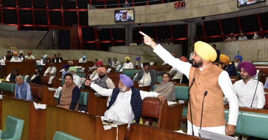  Punjab Cm Tears Into Akali Rank And File In Vidhan Sabha