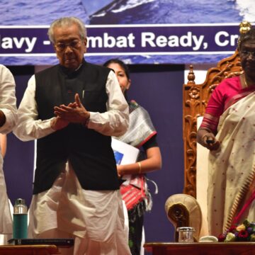 President of India Witnesses Operational Demonstration By Indian Navy at Visakhapatnam on The Navy Day