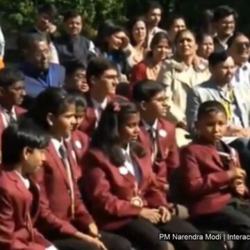PM Narendra Modi interacts with Rashtriya Bal Puraskar winners