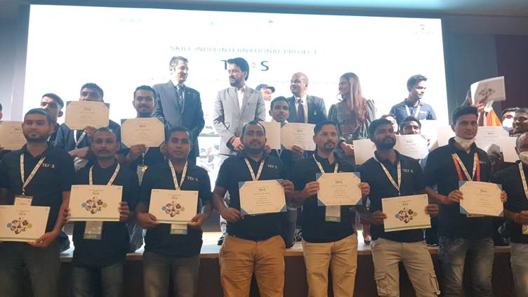 Union Minister Shri Anurag Thakur launches TEJAS skilling project at Dubai Expo Union Minister Shri Anurag Thakur launches TEJAS skilling project at Dubai Expo
