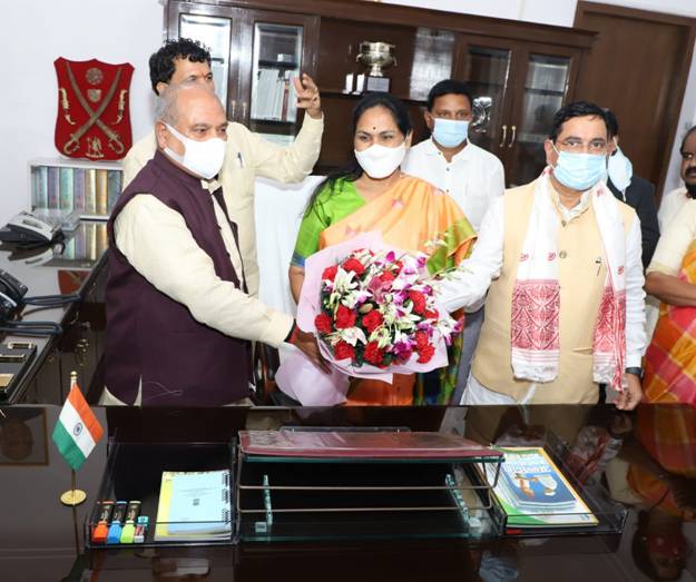 Ms. Shobha Karandlaje takes over as Minister of State in the Ministry of Agriculture and Farmers Welfare Ms. Shobha Karandlaje takes over as Minister of State in the Ministry of Agriculture and Farmers Welfare