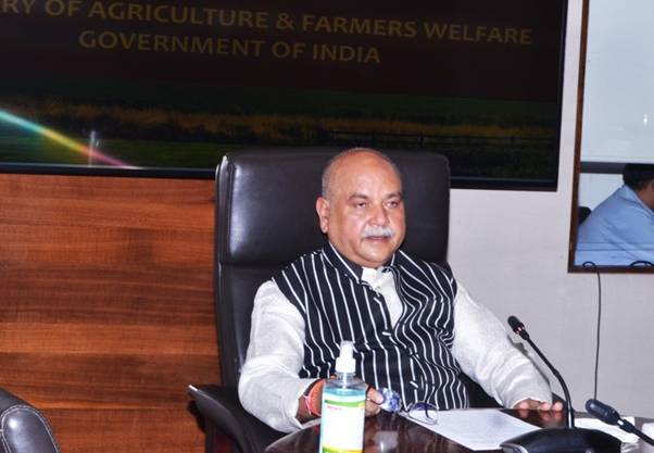Self-reliant and Digital India will only be realized by taking along the agriculture sector Shri Tomar Self-reliant and Digital India will only be realized by taking along the agriculture sector Shri Tomar