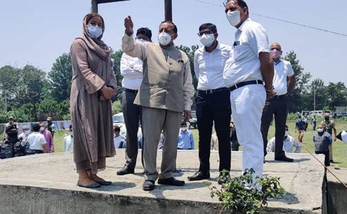 Union Minister Dr Jitendra Singh reviews progress of Arun Jaitley Recreation cum Sports Complexes at Hiranagar in J&K Union Minister Dr Jitendra Singh reviews progress of Arun Jaitley Recreation cum Sports Complexes at Hiranagar in J&K