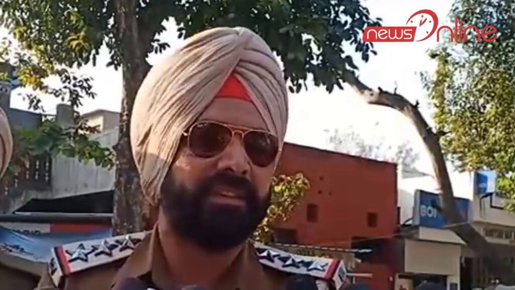 अमृतसर काउंटर इंटेलिजेंस की तरफ से दो व्यक्तियों से पकड़ी 1 किलो हैरोइन अमृतसर काउंटर इंटेलिजेंस की तरफ से दो व्यक्तियों से पकड़ी 1 किलो हैरोइन