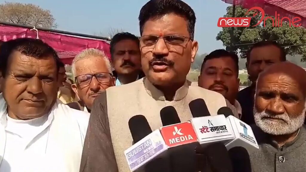 सांबा में पुलवामा आंतकी हमले में शहीद हुए 40 CRPF के जवानों को दी गई श्रद्धांजलि। सांबा में पुलवामा आंतकी हमले में शहीद हुए 40 CRPF के जवानों को दी गई श्रद्धांजलि।