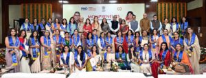 वंचित वर्ग की महिलाओं को उद्यमिता से जोड़ने में उद्योग जगत निभाए सक्रिय भूमिका - राज्यपाल