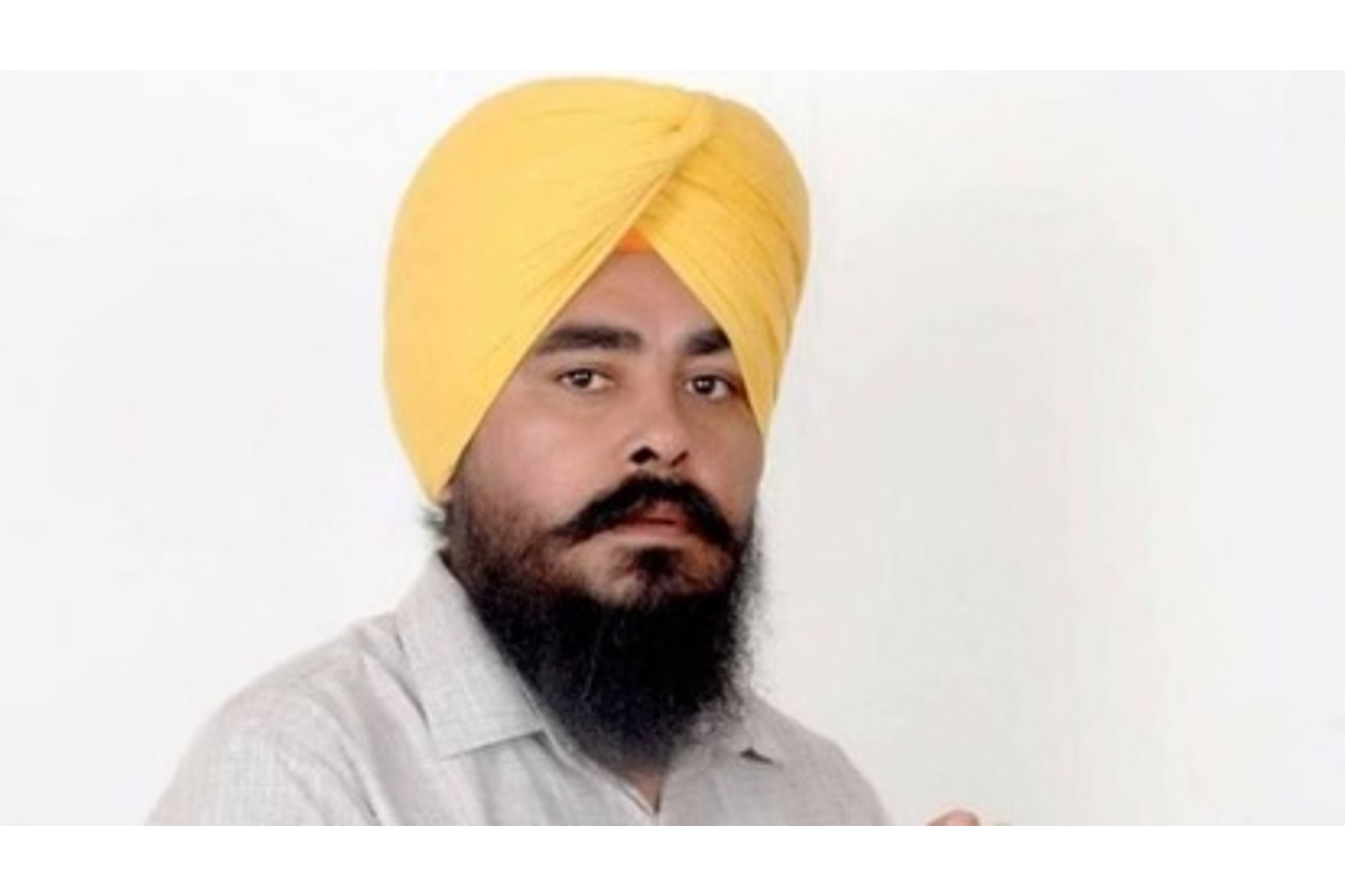 Amarjit Singh Sandoa Summons Controversy Former politician walks away from a government building while media personnel and cameras gather outside during a high-profile investigation in Punjab.