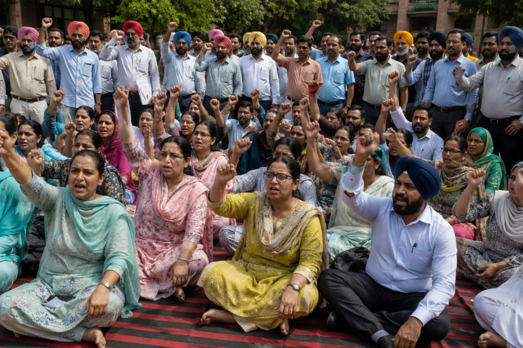 Amritsar Teachers Protest Census Fatigue as Fake Rs 62,500 Survey Job Ad Sparks Confusion Educators demand relief from non-teaching duties while authorities warn the public against a viral fake recruitment advertisement linked to census and survey work.