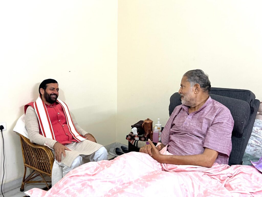 मुख्यमंत्री नायब सिंह सैनी ने जाना वरिष्ठ भाजपा नेता रामबिलास शर्मा का कुशलक्षेम