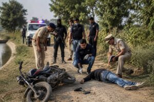 Head constable injured as police gun down parole-jumping criminal during operation in Sonipat.