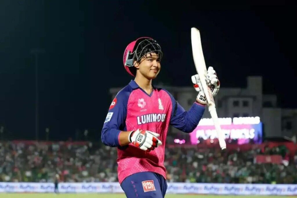 Vaibhav IPL 2026: 15 साल के वैभव सूर्यवंशी ने कमाए 2.5 करोड़ से ज्यादा, लगातार दूसरे सीजन जीती कार; उम्र बनी ड्राइविंग में बाधा
