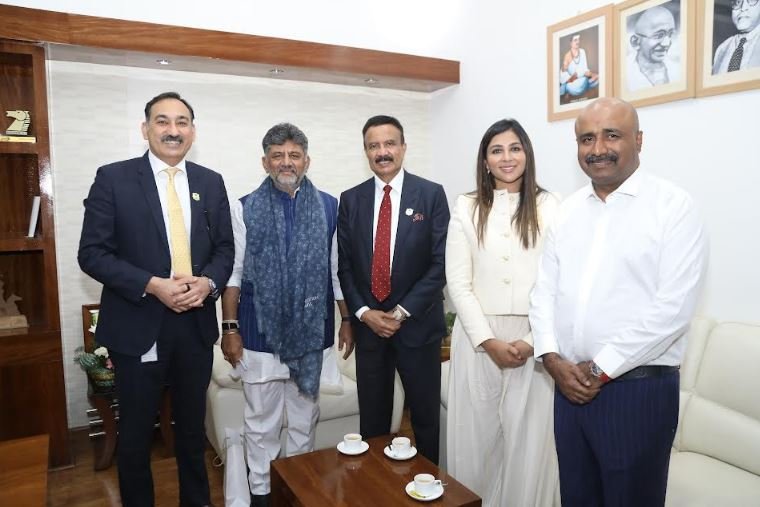 Dr. Azad Moopen Meets Shri D.K. Shivakumar; Reaffirms Aster DM Quality Care's Commitment to Karnataka with Rs 1,315 Crore Investment Dr. Azad Moopen Meets Shri D.K. Shivakumar; Reaffirms Aster DM Quality Care's Commitment to Karnataka with Rs 1,315 Crore Investment