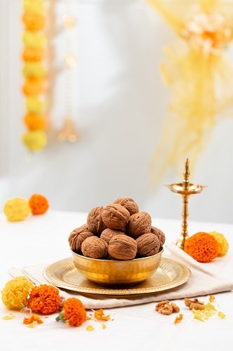 Diwali 2026: Managing Healthy Indulgence During the Festive Season with California Walnuts Diwali 2026: Managing Healthy Indulgence During the Festive Season with California Walnuts